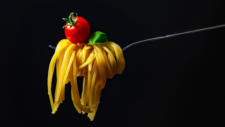 Cibi poveri di zuccheri: scopri le opzioni per una dieta sana