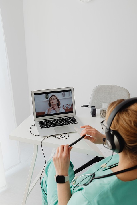 Telemedicina: Rivoluzione nella Cura a Distanza e Prospettive Future