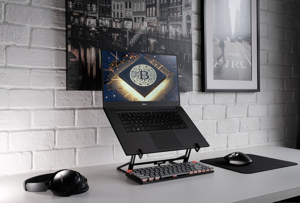 Criptovalute e bitcoin: analisi delle performance e delle potenzialità nel mercato globale